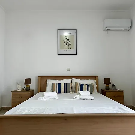 Elgreco In Center, Rustic & Spacious 