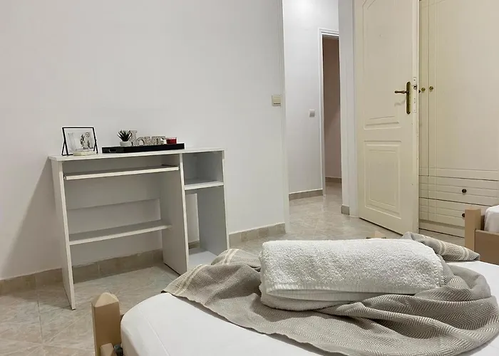 Appartement Elgreco In Center, Rustic & Spacious 