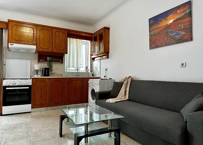 Elgreco In Center, Rustic & Spacious 