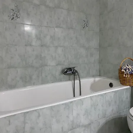 Apartment Elgreco In Center, Rustic & Spacious 