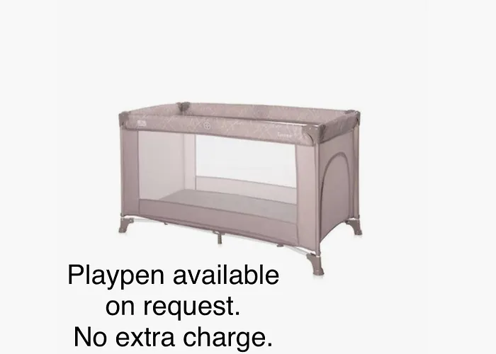 Daire Elgreco In Center, Rustic & Spacious 